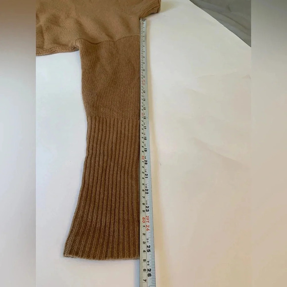 Aritzia Wilfred Luxe Cashmere Cyprie sweater Camel color size XXS - Picture 15 of 15
